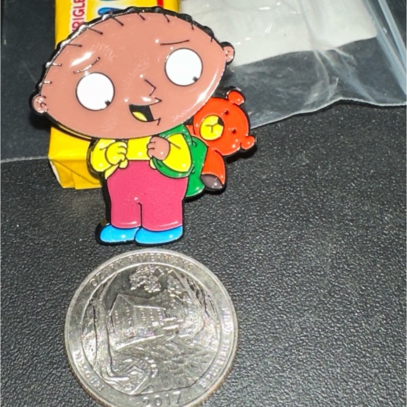 Other - Stewie family guy pin